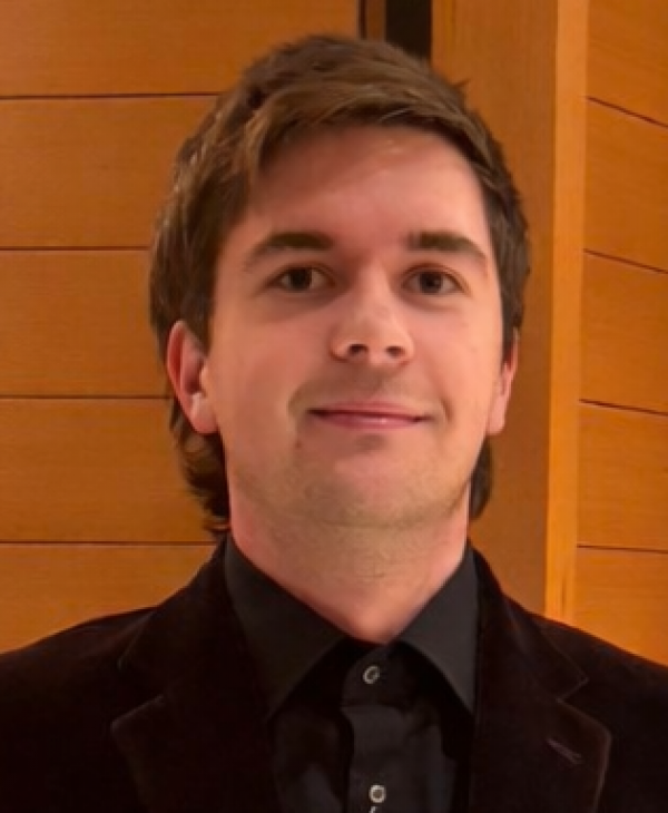 BusinessCardsBioProfessionalHeadshot_133276408_jarrett_cox_headshot